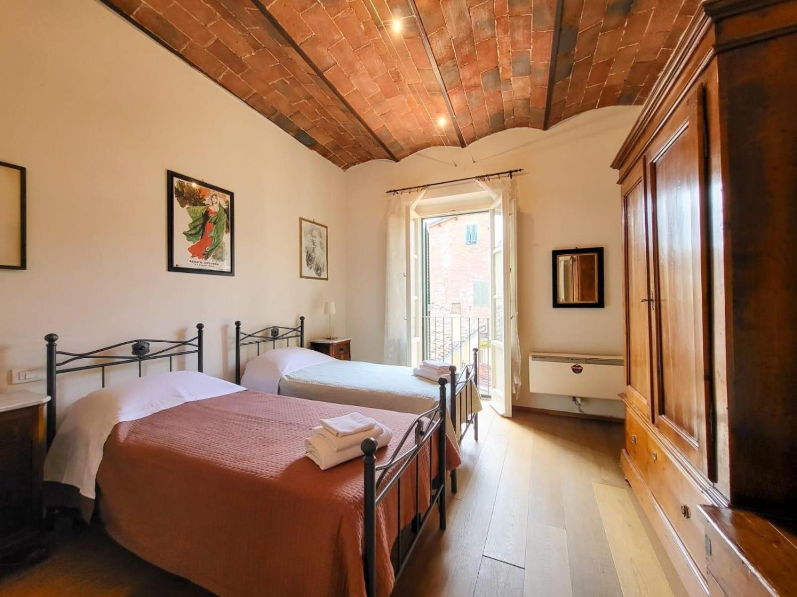 Le Antiche Scale 9 Apartment Lucca Exterior photo